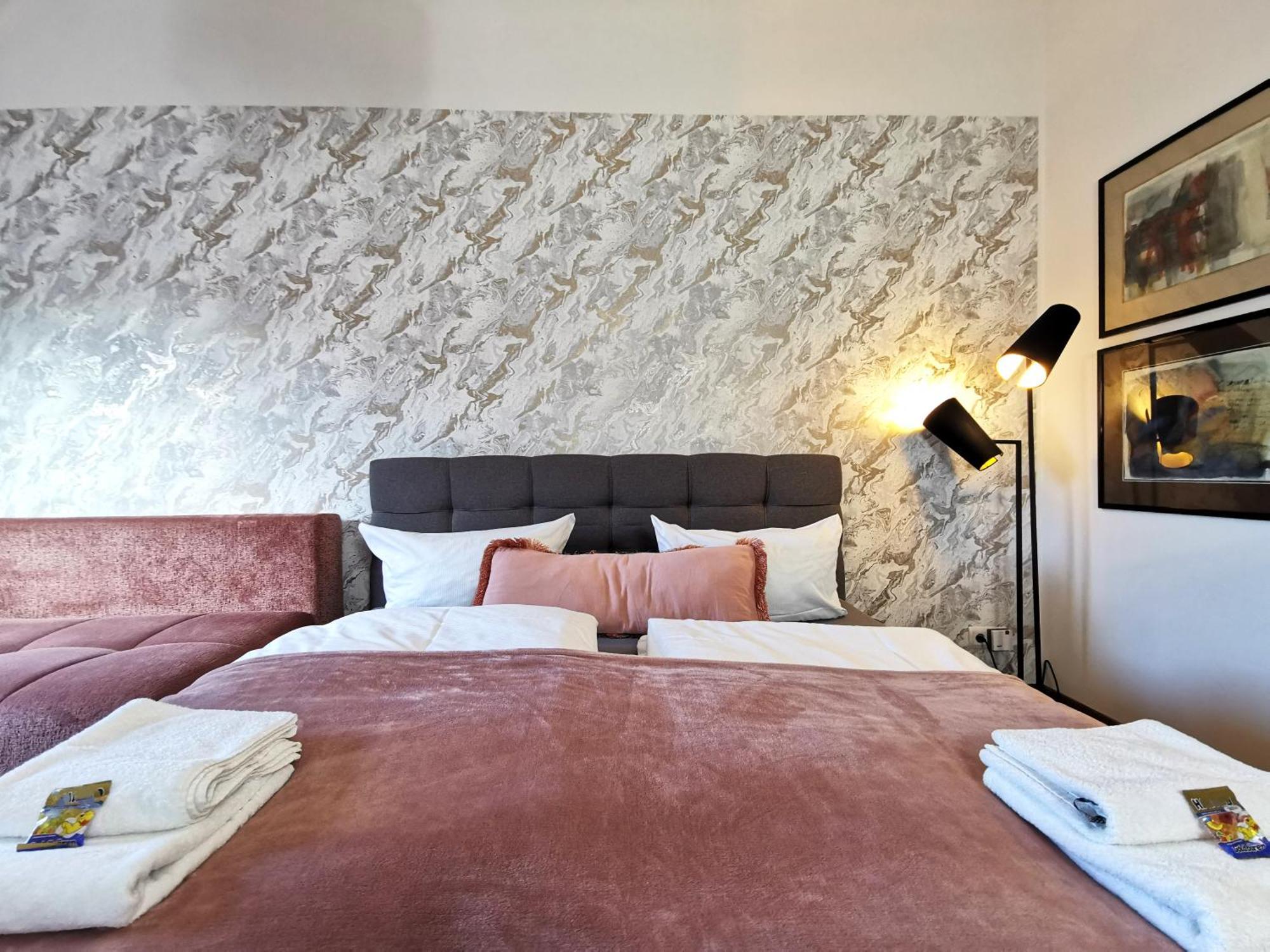Bohnapartments Steigerwald - Natur In Der Stadt - Vollausstattung - Wlan - Gratis Parkplaetze Erfurt Eksteriør billede